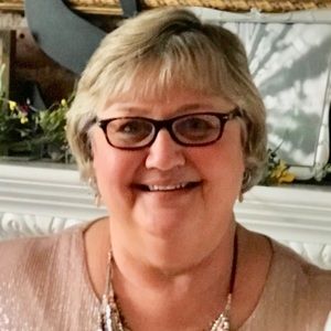 Meet your Posher, Caroline